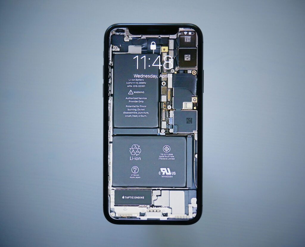 iPhoneの複雑な修理とは？